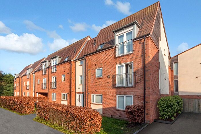 2 Bedroom Flat For Sale In Richmond Street, York, North Yorkshire, YO31