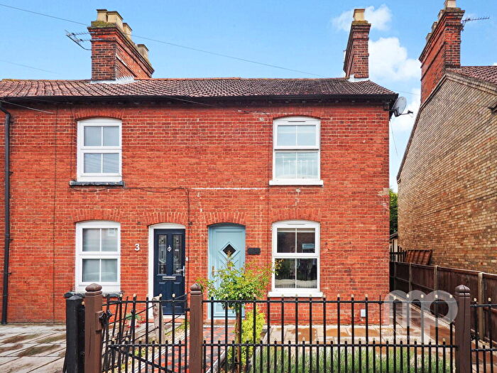 3 Bedroom End Of Terrace House For Sale In Kimberley Street, Immaculate Move In Ready Home, Wymondham, Norfolk, NR18