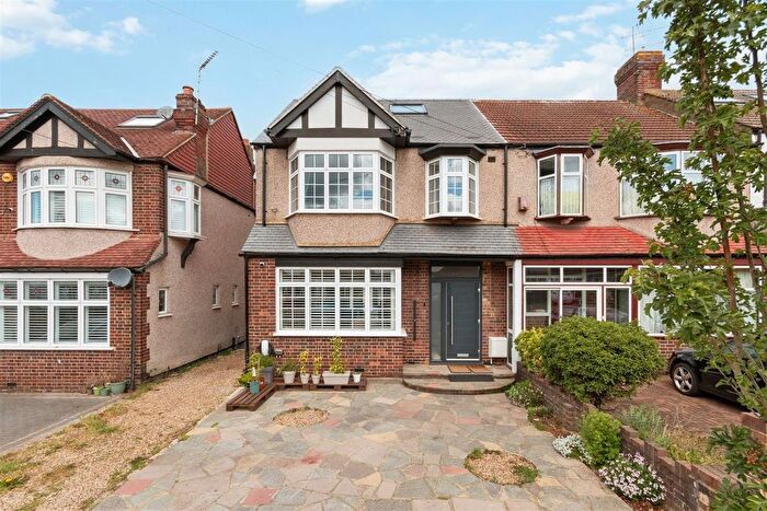 4 Bedroom End Terrace House For Sale In Southway, Raynes Park, SW20