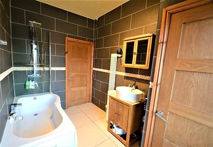 2 Bedroom End Of Terrace House To Rent In Morley Street, Atherton, M46