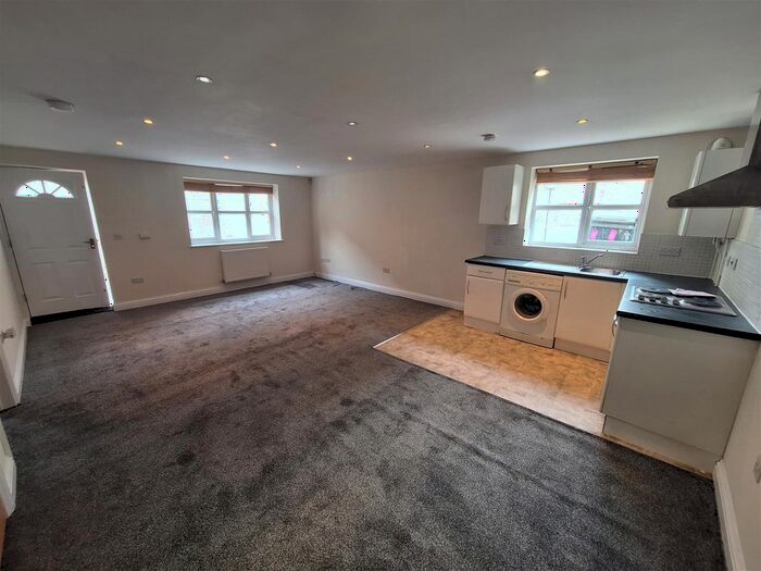 1 Bedroom Flat To Rent In Fiztwilliam Street, City Centre, Peterborough, PE1