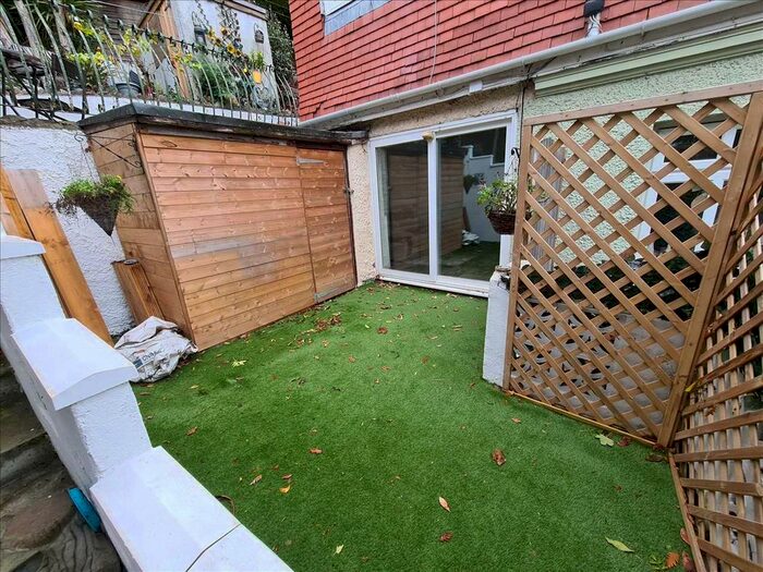 1 Bedroom Flat To Rent In Newton Road, Torquay, TQ2