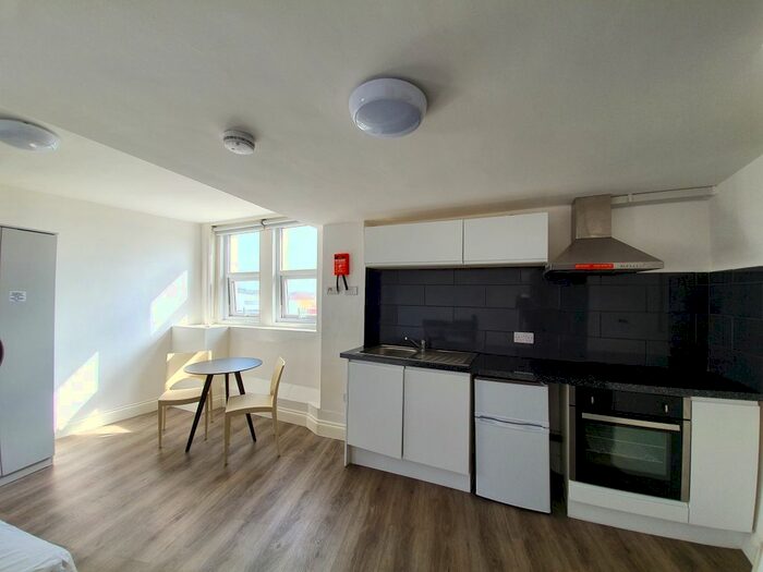 1 Bedroom Studio To Rent In Warspite Road, London, SE18