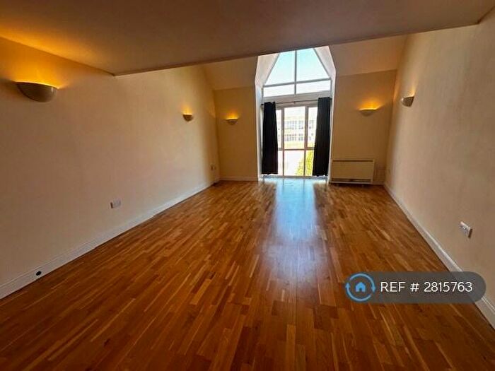 2 Bedroom Penthouse To Rent In Scotney Gardens, Maidstone, ME16