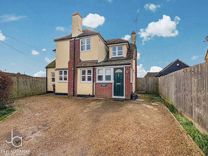 3 Bedroom Detached House To Rent In The Street, Salcott, Maldon, CM9