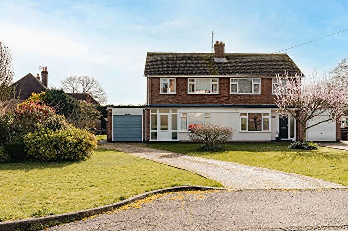 3 Bedroom Semi-Detached House For Sale In Painters Forstal, Faversham, ME13