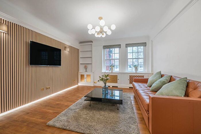 2 Bedroom Flat To Rent In Fulham Road, Chelsea, London, SW3