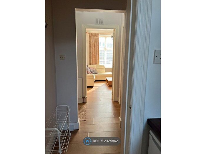 1 Bedroom Flat To Rent In Hartington Road, Aberdeen, AB10