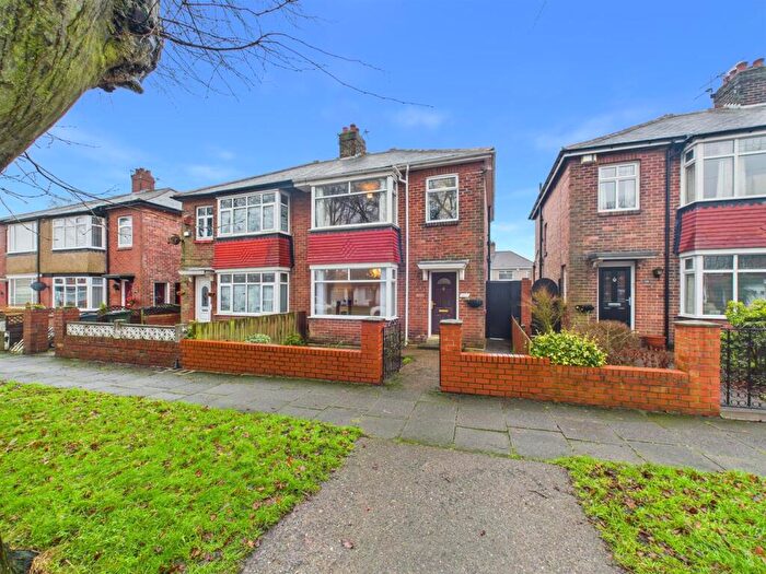 3 Bedroom Semi Detached House For Sale In Roxby Gardens, North Shields, NE29