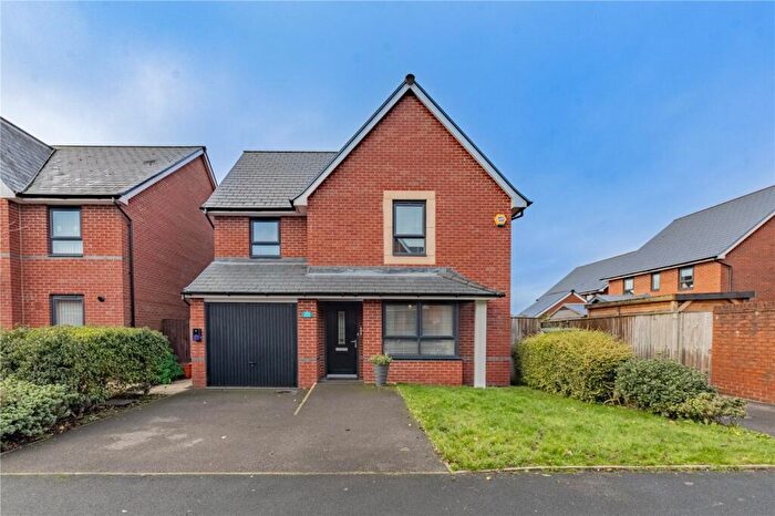 4 Bedroom Detached House For Sale In Charlton Street, Castleton, Rochdale, OL11