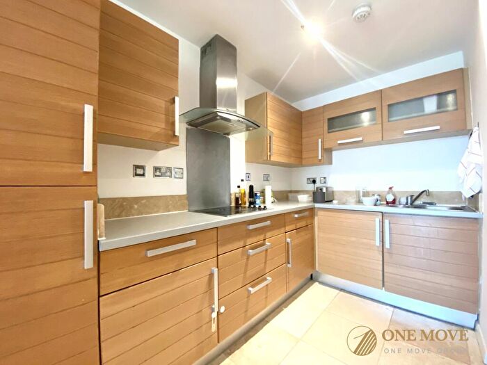 2 Bedroom Flat To Rent In City Tower, E14