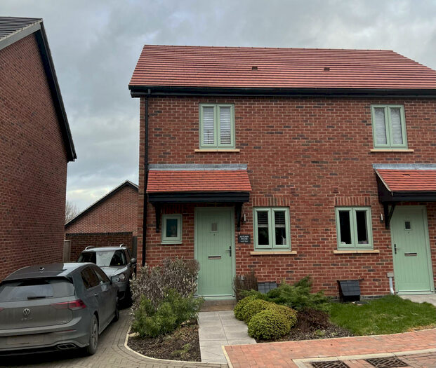 2 Bedroom Semi-Detached House For Sale In Brewer Hill, Shipston-on-Stour, CV36