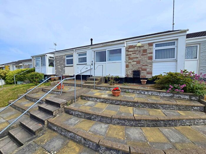 2 Bedroom Terraced House For Sale In Moreton Park Road, Bideford, EX39