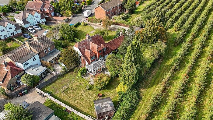 5 Bedroom Detached House For Sale In South Street, Barming, Maidstone, Kent, ME16