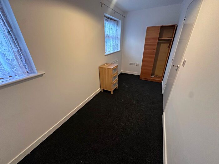 2 Bedroom Flat To Rent In Cooke Street, Barking, IG11