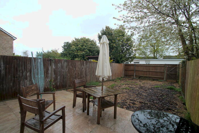 4 Bedroom Town House To Rent In Melton Place, KT19