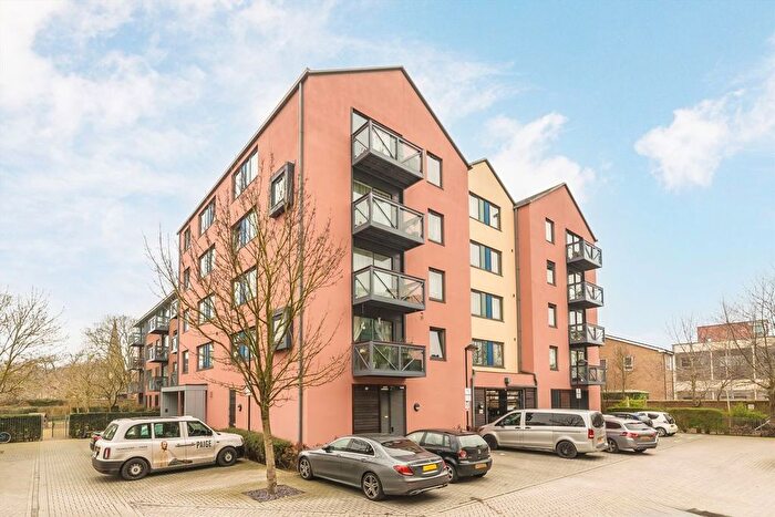 2 Bedroom Flat For Sale In Union Lane, Isleworth, TW7