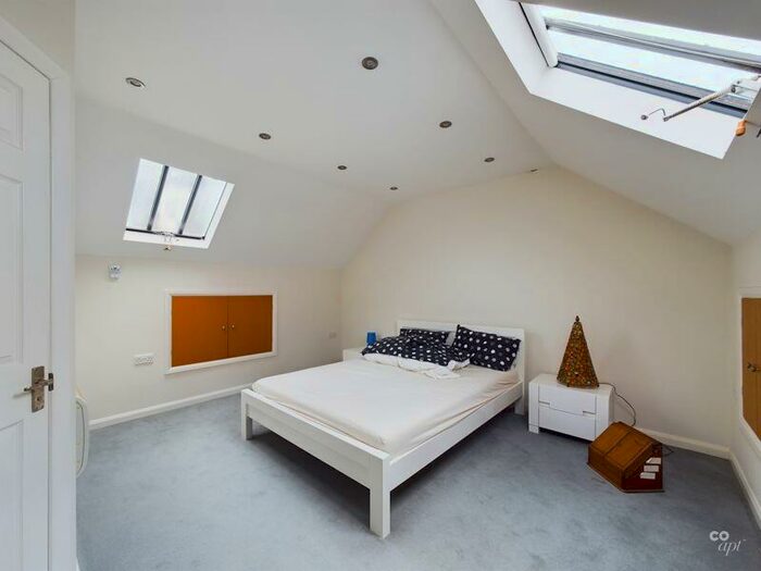 2 Bedroom Flat To Rent In Beaconsfield Villas, Brighton, BN1