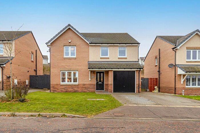 4 Bedroom Detached House For Sale In Buttercup Crescent, Cambuslang, Glasgow, South Lanarkshire, G72