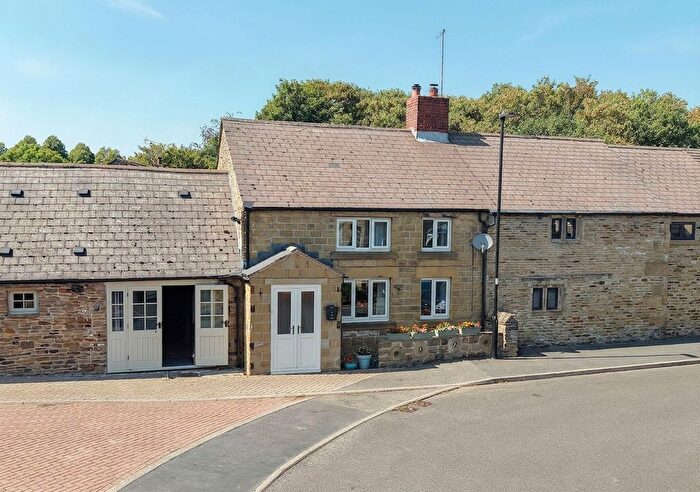 3 Bedroom Terraced House For Sale In St. Marys Lane, Ecclesfield, S35