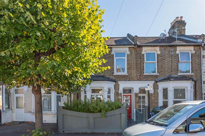 3 Bedroom House For Sale In Sherrard Road, Manor Park, E12