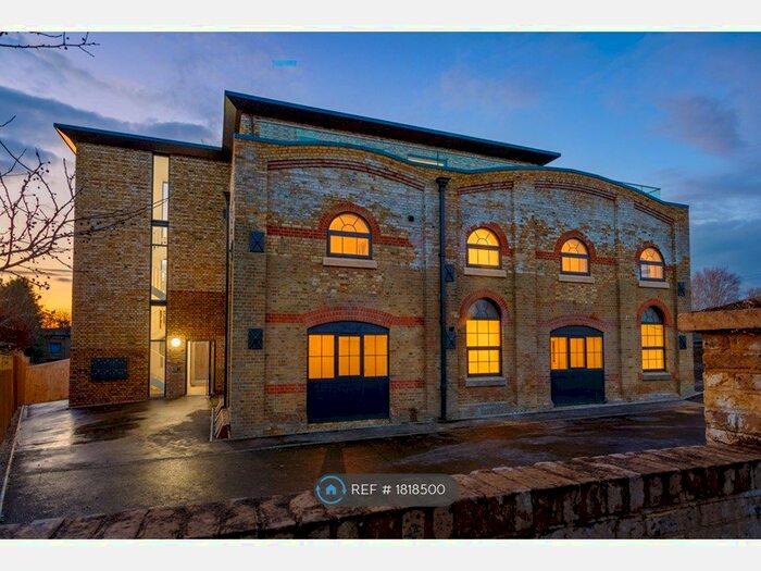 1 Bedroom Flat To Rent In Pluckley Road, Charing, Ashford, TN27