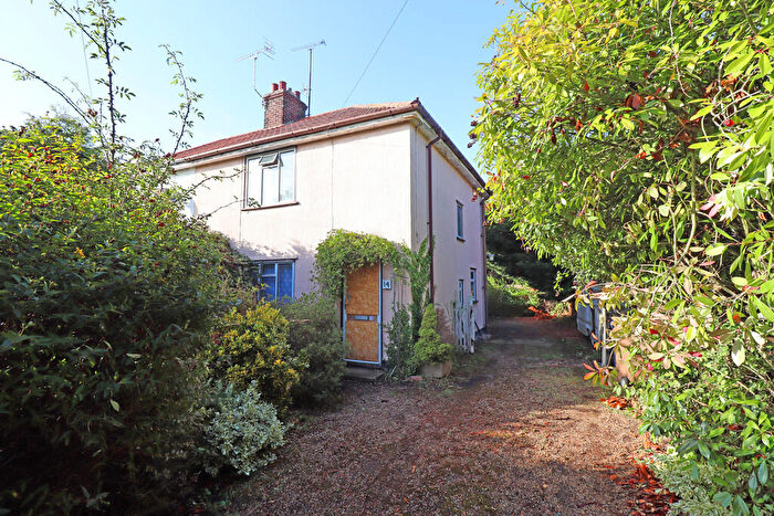 3 Bedroom Semi-Detached House For Sale In Heath Road, East Bergholt, CO7