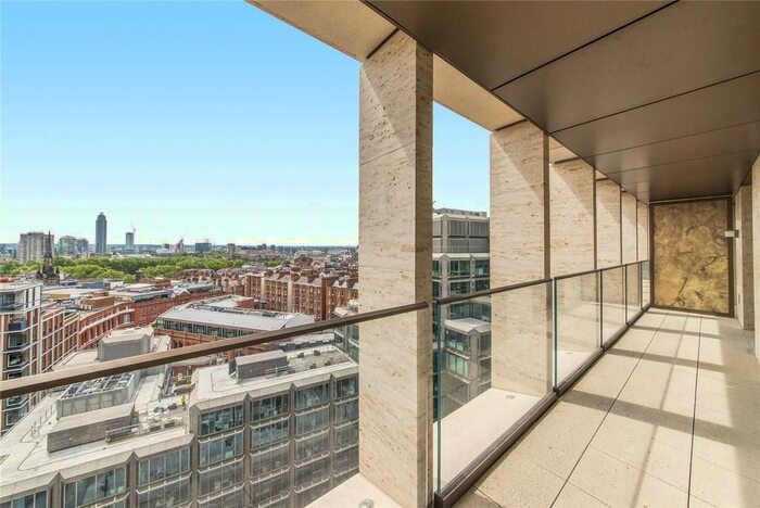 2 Bedroom Flat To Rent In Kings Gate Walk, London, SW1E
