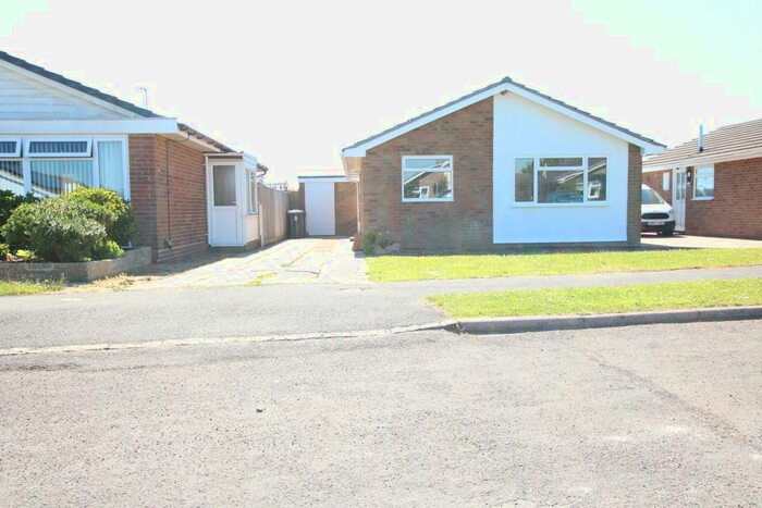 2 Bedroom Detached Bungalow To Rent In The Ridgeway, Herstmonceux, Hailsham BN27