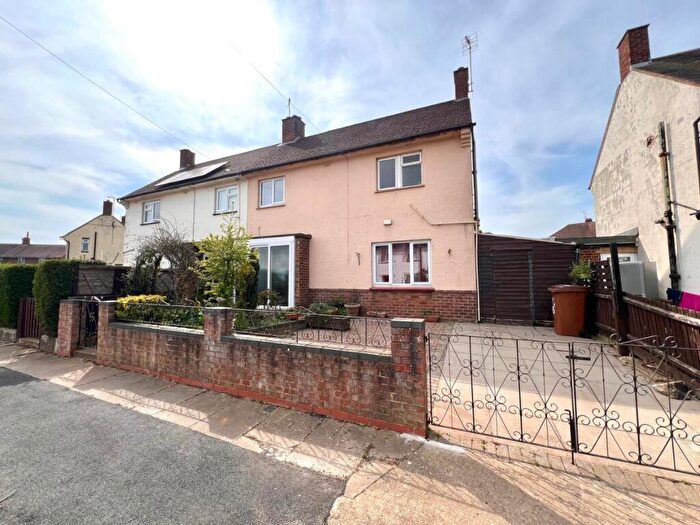 3 Bedroom Semi Detached House For Sale In Pembroke Road, Spencer, Northampton, NN5