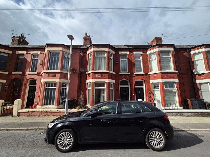 3 Bedroom Terraced House For Sale In Molyneux Road, Liverpool, L22