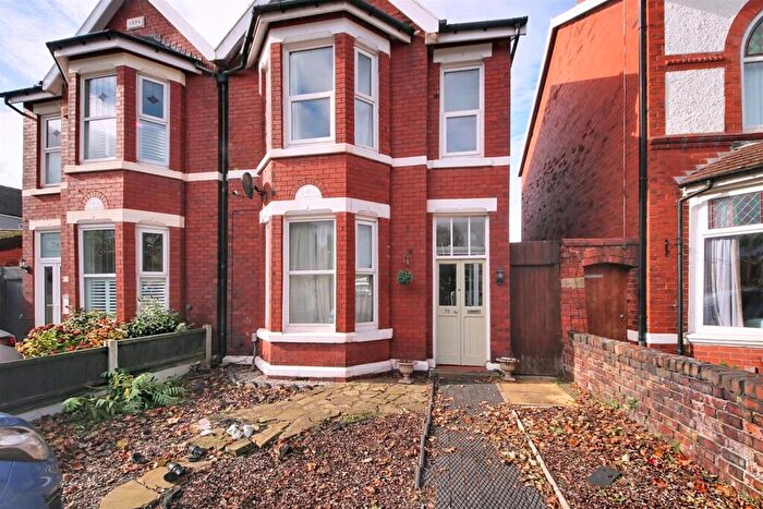 4 Bedroom House To Rent In Wennington Road, Southport, PR9