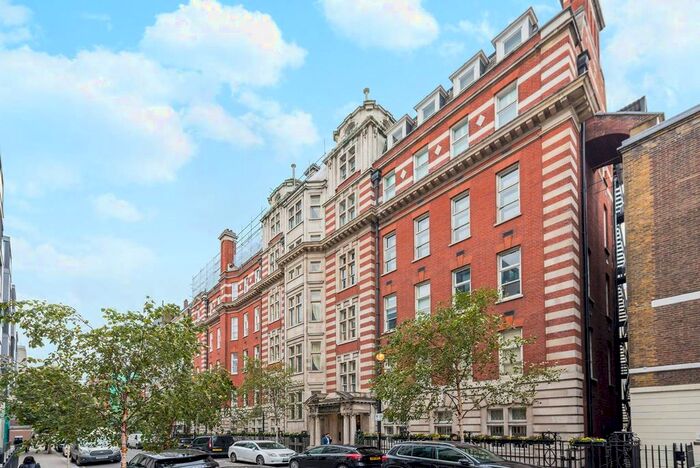 3 Bedroom Flat To Rent In Bolsover Street, Fitzrovia, London, W1W