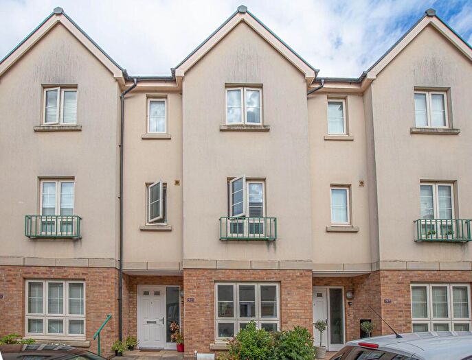 4 Bedroom Terraced House For Sale In Sir Bernard Lovell Road, Malmesbury, SN16