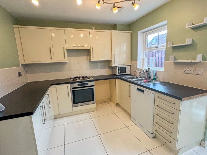 5 Bedroom Property To Rent In Wharf Road, Kiilnhurst, Mexborough, S64