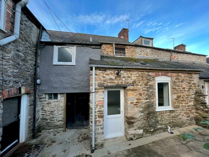 1 Bedroom Cottage To Rent In Underwood Road, Plymouth, City Of Plymouth, PL7