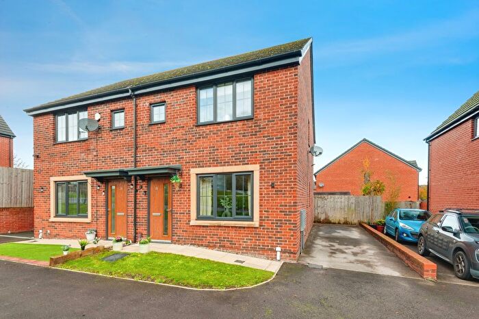 3 Bedroom Semi Detached House For Sale In Maricopa Close, Castlefields, Runcorn, Cheshire, WA7