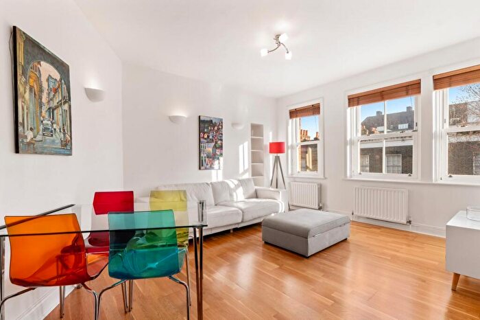 2 Bedroom Flat To Rent In - Northdown Street, Kings Cross, N1