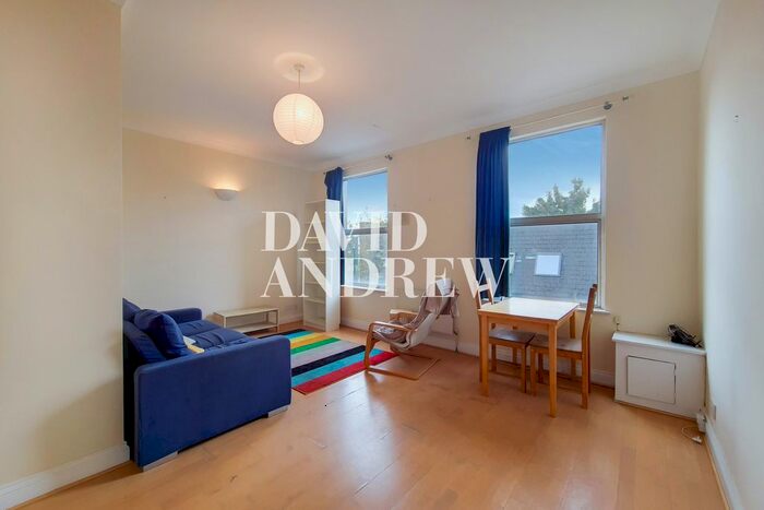 2 Bedroom Flat To Rent In Hornsey Road, London, N19