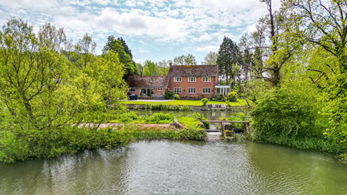 3 Bedroom Detached House For Sale In Southampton Road, Fordingbridge, SP6