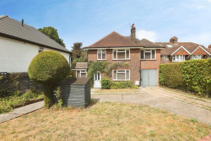 4 Bedroom Detached House For Sale In Blackwell Road, East Grinstead, RH19