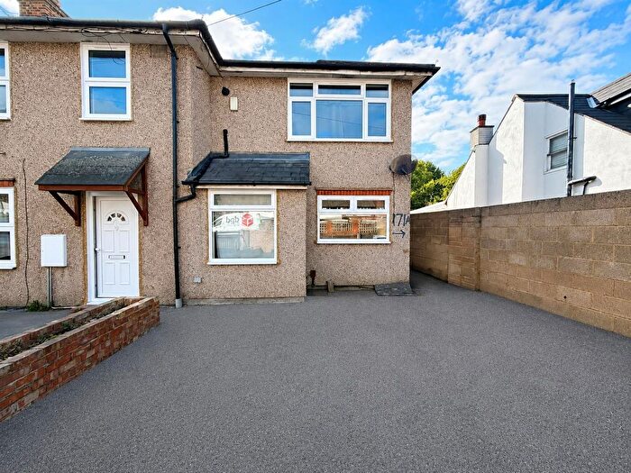 2 Bedroom End Of Terrace House To Rent In Coldharbour Lane, Hayes, UB3
