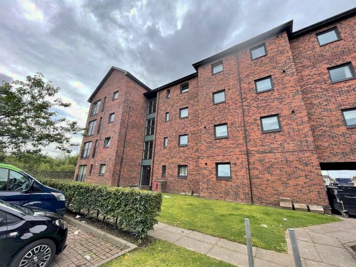 2 Bedroom Flat To Rent In Tollcross Park View, Tollcross, Glasgow - Available Now!, G32