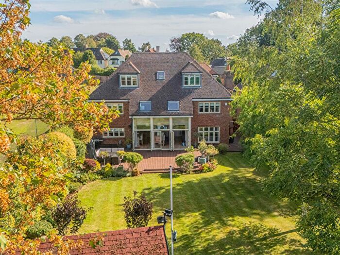 5 Bedroom Detached House For Sale In Jesslyn Close, Weston Favell Village, Northampton, NN3