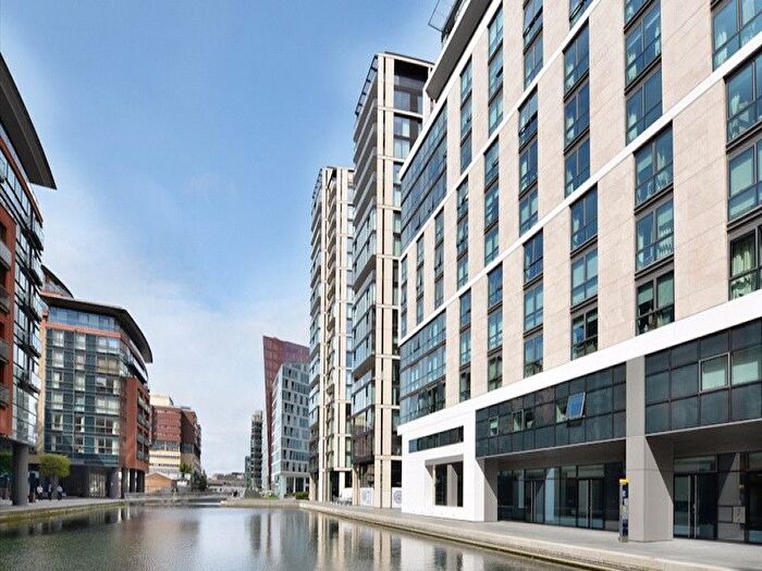 3 Bedroom Flat To Rent In Merchant Square, Paddington, W2