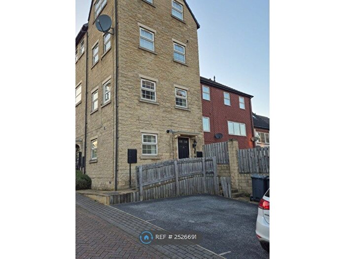 1 Bedroom Flat To Rent In Longcar Lane, Barnsley, S70