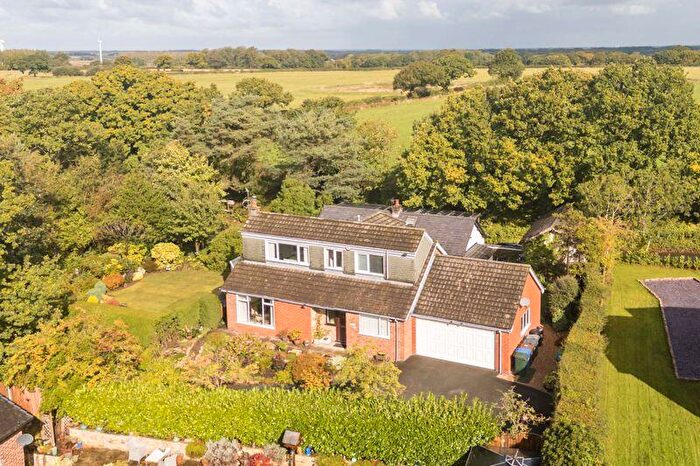 3 Bedroom Detached Bungalow For Sale In Monsol, Dark Lane, Mawdesley, L40