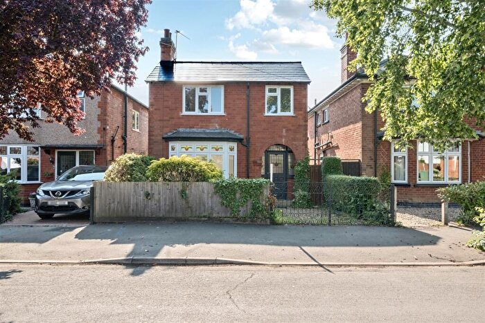 3 Bedroom Detached House For Sale In Slade Road, Rugby, CV21