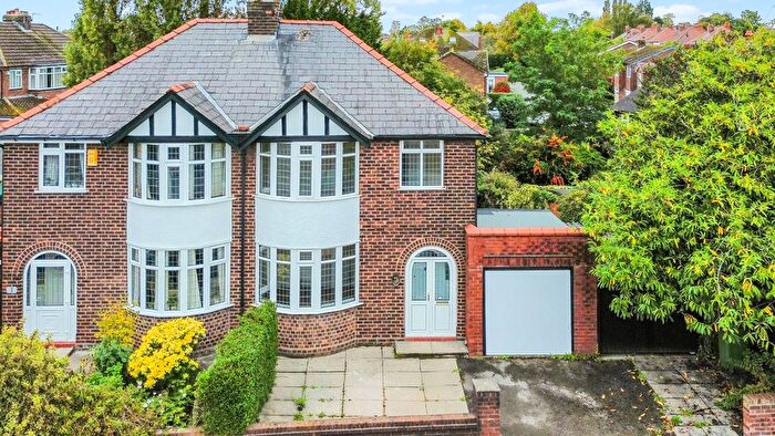 3 Bedroom Semi-Detached House To Rent In Warrington Road, Penketh, WA5