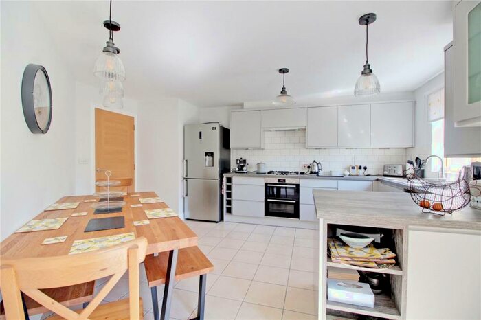 2 Bedroom Apartment To Rent In Hamilton Court, Trafalgar Square, Poringland, Norwich, NR14